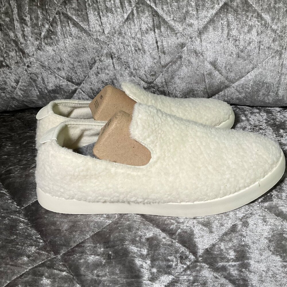 Allbirds Cream Fleece Slip-Ons